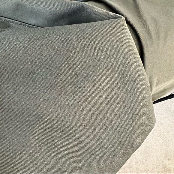 nike Green Dry Fit Active Workout Cropped Leggings Athleisure Gym Medium - Picture 6 of 6